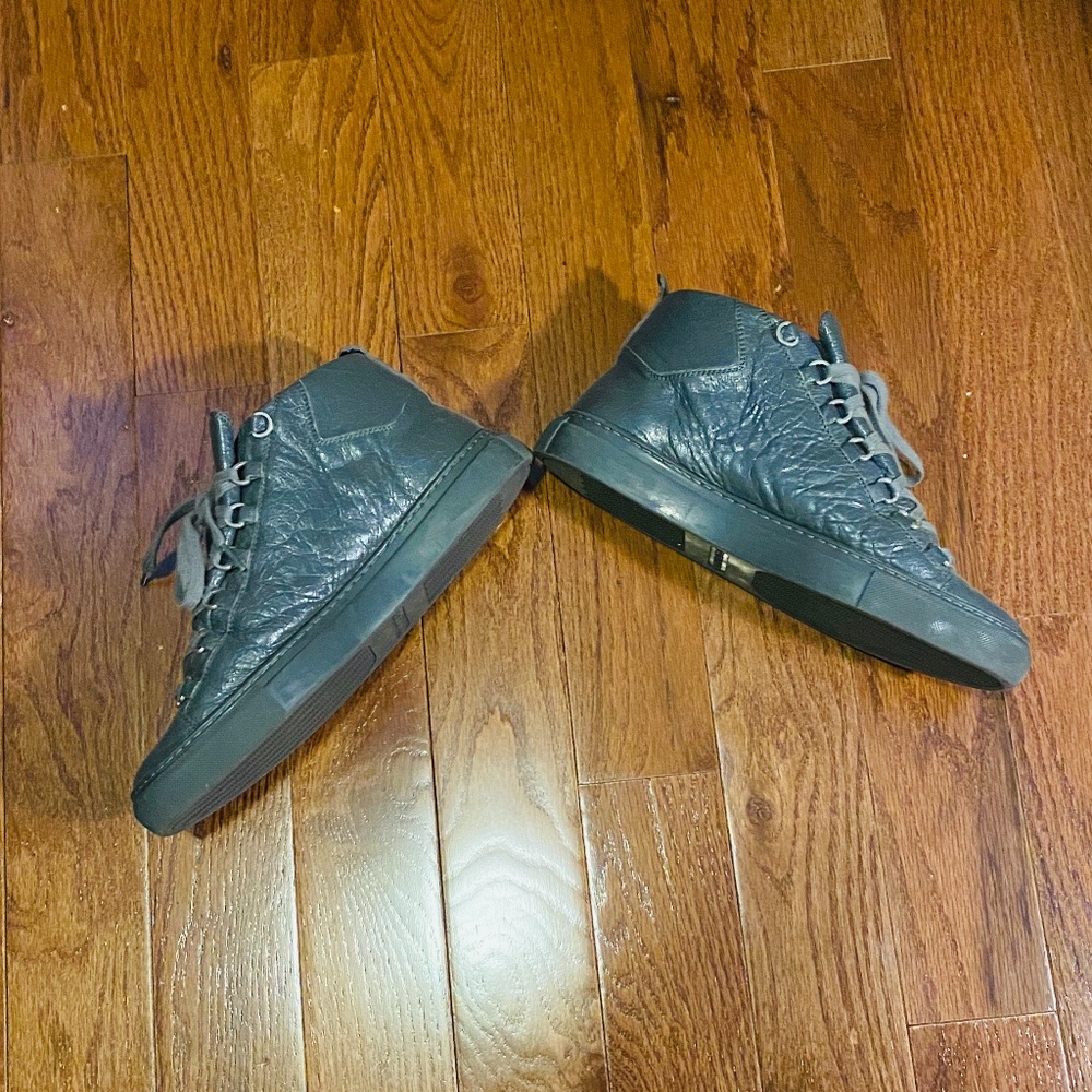 Balenciaga Arena Hi Top Grey sz 41